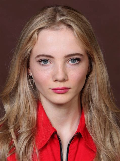 Freya Allan Bio, Wiki, Age, Height, Boyfriend, Net Worth, Facts